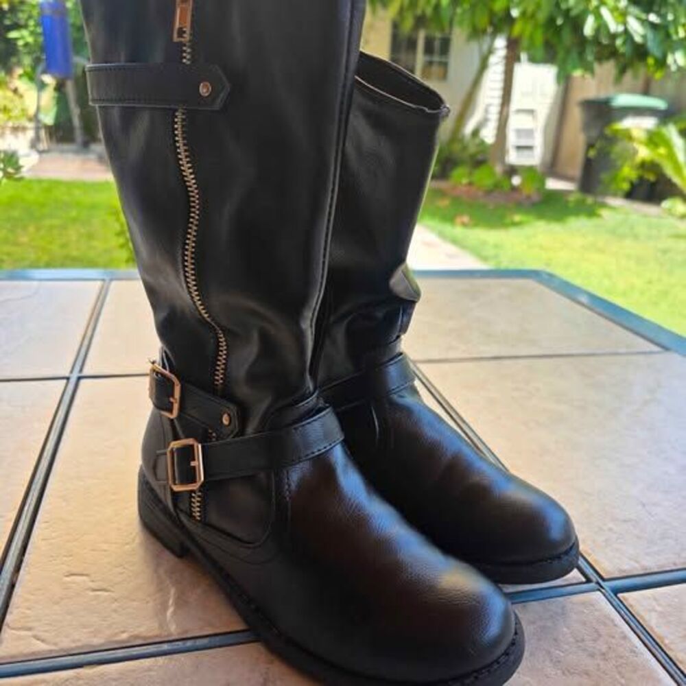 Black Tall Boots Used Size 3